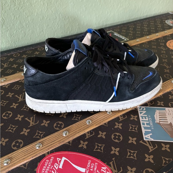 2017 Soulland FRI.day Part 2 Nike SB Zoom Dunk Low Pro Size 11 - Picture 8 of 11